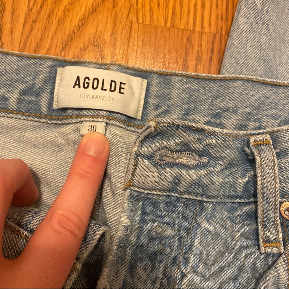 Like NEW AGOLDE jeans - Picture 4 of 4